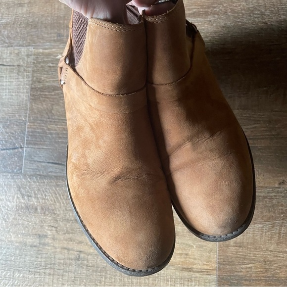 Teva De La Vina Dos Chelsea Boot in Pecan - Picture 5 of 10